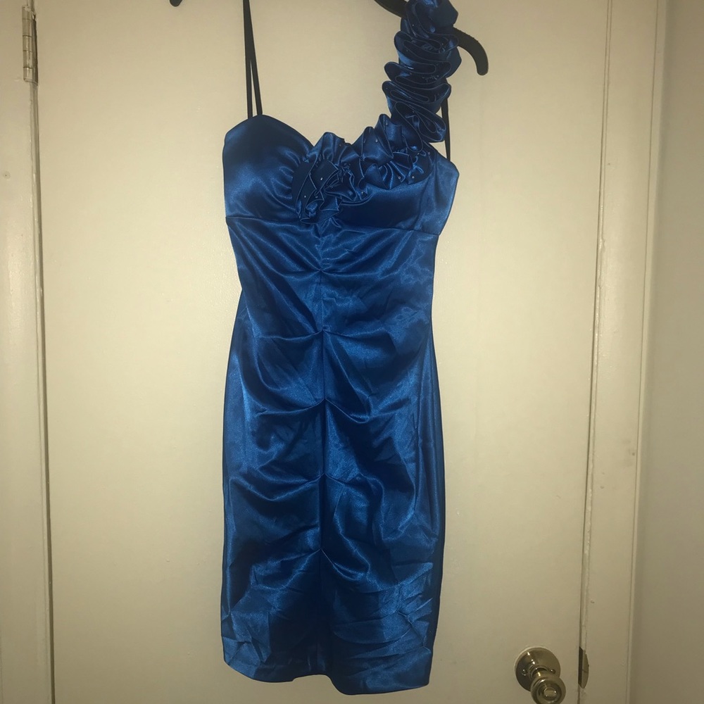Royal Blue prom dress!!